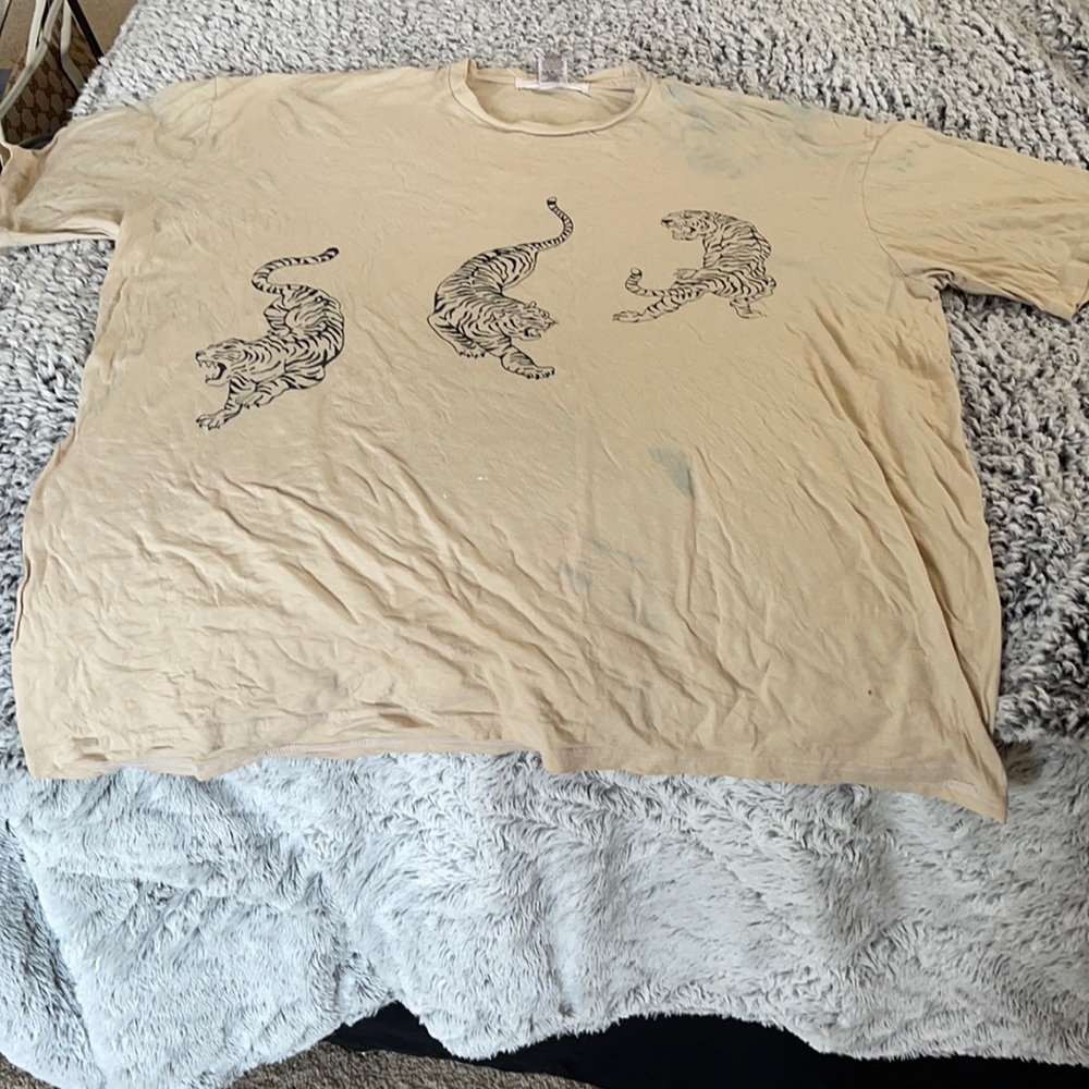 Oversized T-shirt